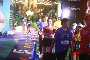 BIB: 4946, 4218
                            <button type="button" onclick="openModal(26275238)" class="btn btn-primary btn-sm float-right btn-popup" data-toggle="modal" data-target=".modal-high-quality">
                        <i class="fas fa-shopping-cart"></i> Add to Cart
                    </button>
                                            <button type="button" onclick="isThisMe(26275238, true)" class="btn btn-success btn-sm float-right btn-popup btn-isme hidden" data-toggle="tooltip" data-placement="bottom" title="นี่คือรูปของคุณใช่ไหม คลิกที่นี่เพื่อเอาเข้าอัลบั้ม">
                        <i class="fas fa-plus"></i> Add to album
                    </button>
                    <button type="button" onclick="isThisMe(26275238, false)" class="btn btn-warning btn-sm float-right btn-popup btn-isnotme hidden">
                        <i class="fas fa-ban"></i> Remove from album
                    </button>